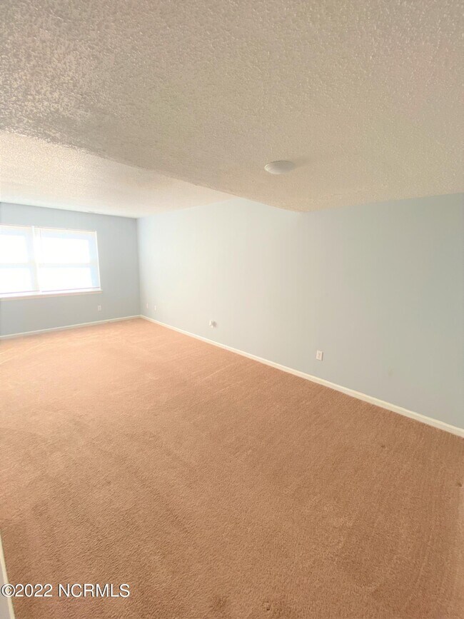 617 Myrtlewood Cir, Jacksonville, NC 28546 Townhome Rentals in