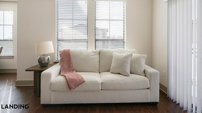 Foto del edificio - 21201 Emerald Mist Pkwy