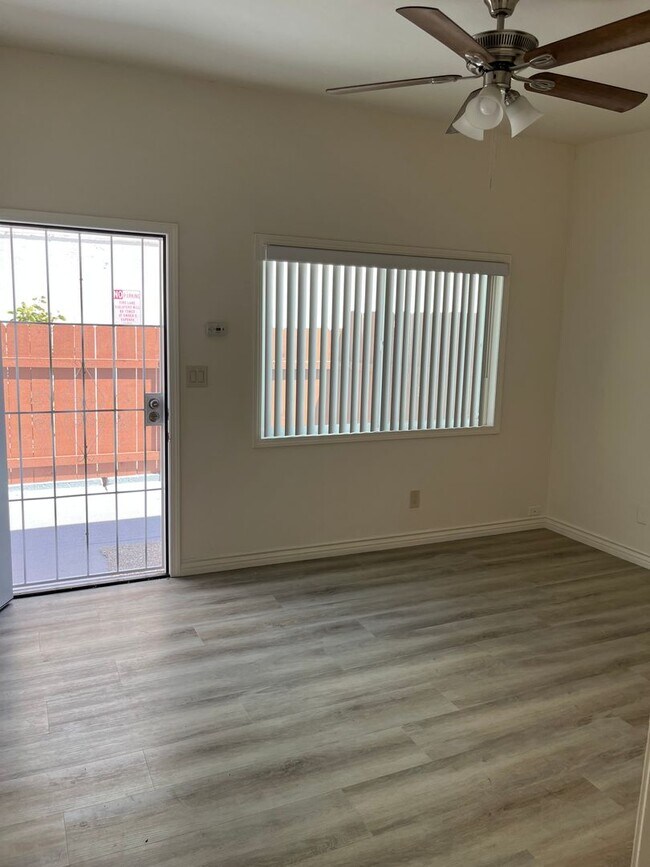 Foto del edificio - 4110-18 30TH. ST