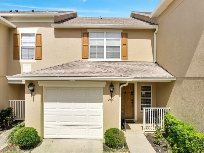 Foto del edificio - 200 Sterling Springs Ln