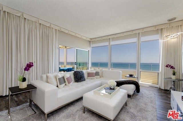 Foto del edificio - 18063 Coastline Dr