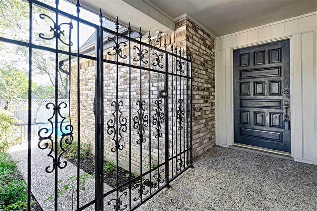 Building Photo - 10544 Pagewood Dr