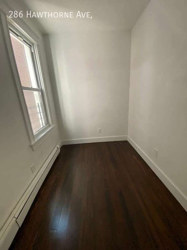 Photo - 286 Hawthorne Ave Apartment