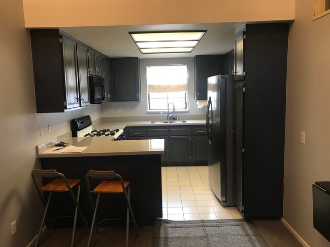 Building Photo - 18211 Flynn Dr