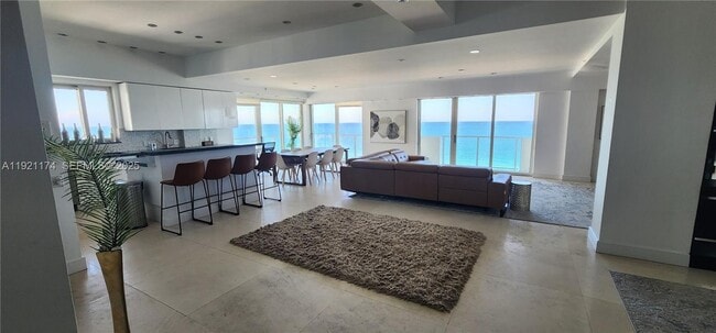 Building Photo - 9499 Collins Ave