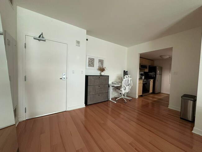 Foto del edificio - 425 W Beech St