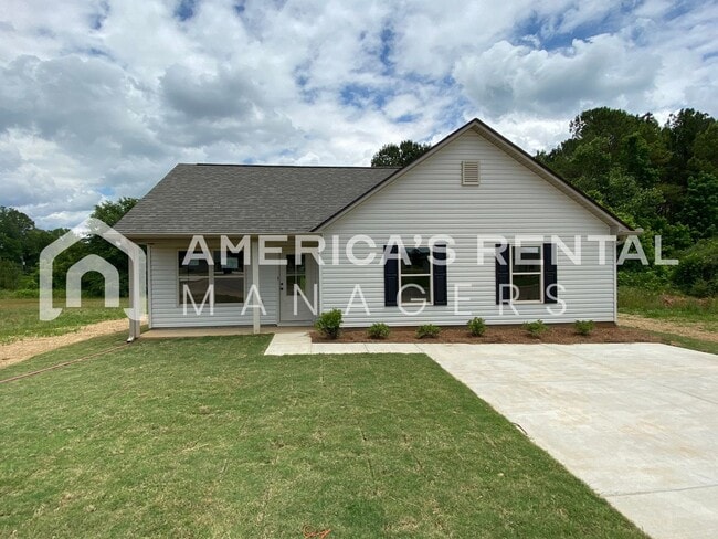 Building Photo - MOVE IN SPECIAL!!! - HALF OFF SECURITY DEP...