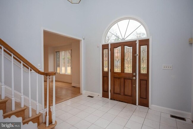 Building Photo - 9700 Grenadier Ct