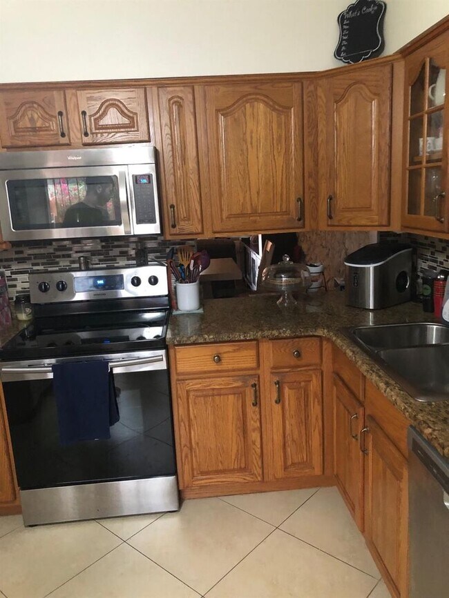 Foto del edificio - 6981 NW 29th Ln