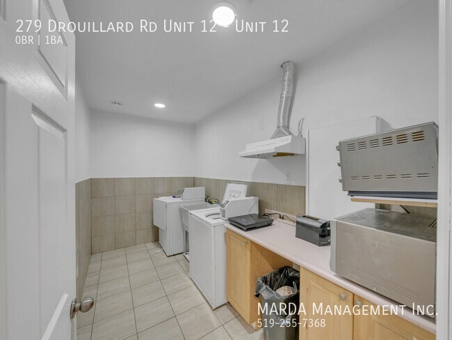 Photo du bâtiment - ROOM FOR RENT IN FORD CITY IDEAL FOR MATURE STUDENT- ALL INCLUSIVE!