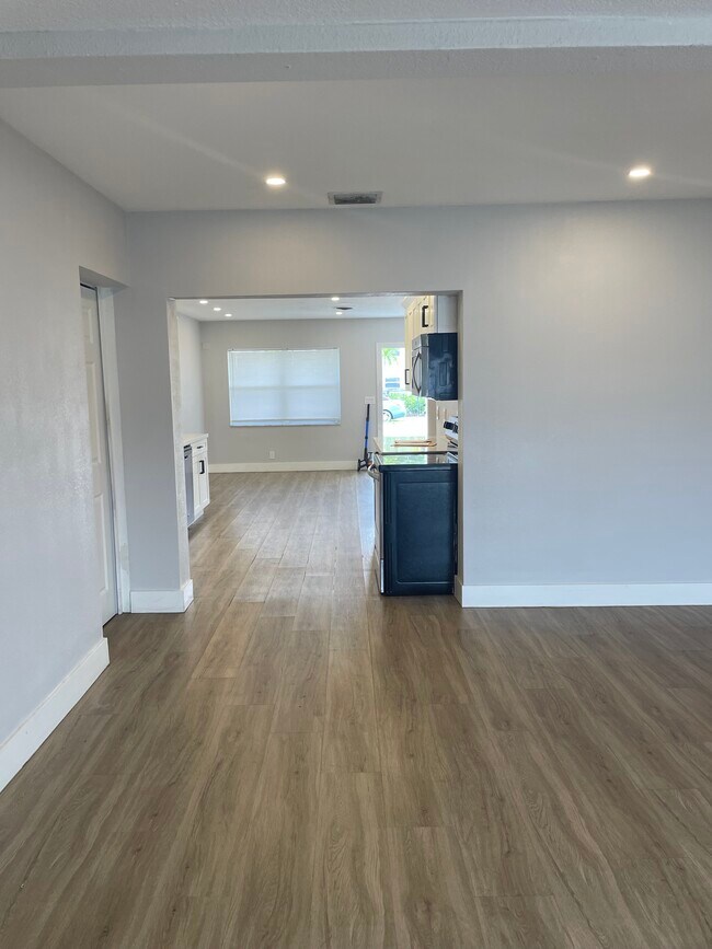 Foto del edificio - 1421 SE 4th Ave