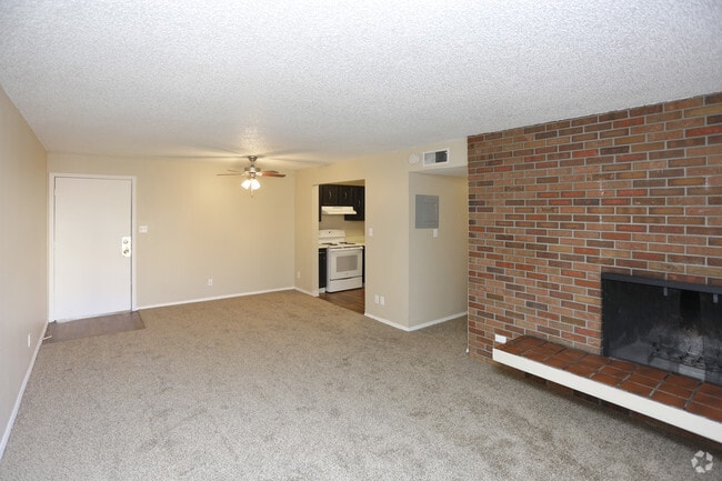 2BR, 1BA - 850 SF - Aspire Colorado Springs
