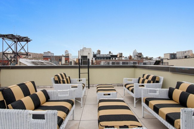 Foto del edificio - 72-74 Thompson St