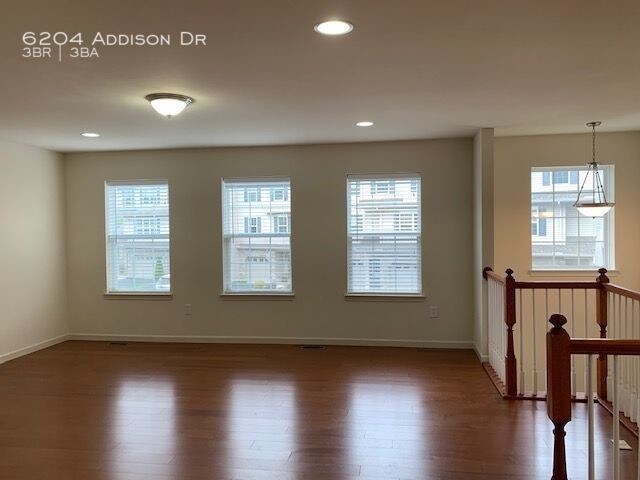 Building Photo - 6204 Addison Dr