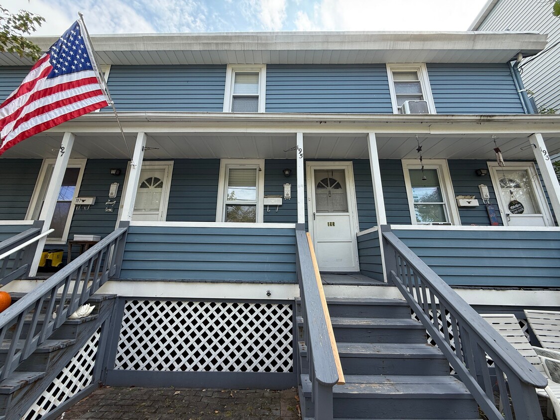 Photo - 195 Forest St (Montclair, NJ)