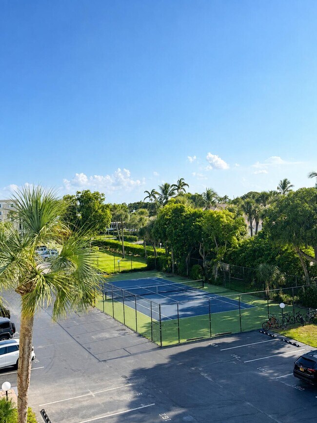 Foto del edificio - 1111 S Ocean Blvd