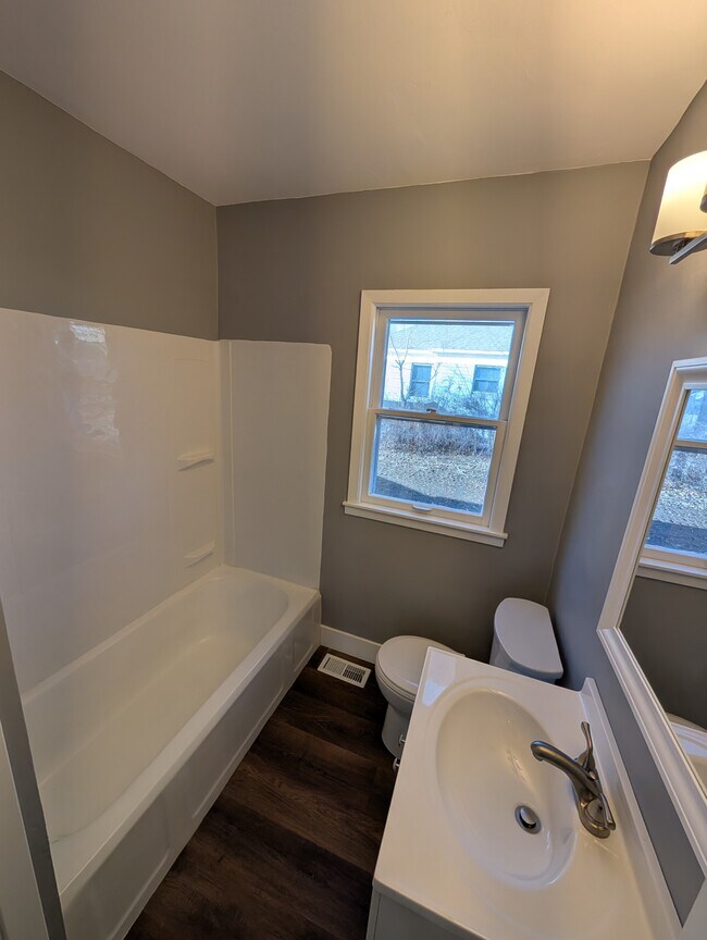 Foto del edificio - 621 SW Oakley Ave