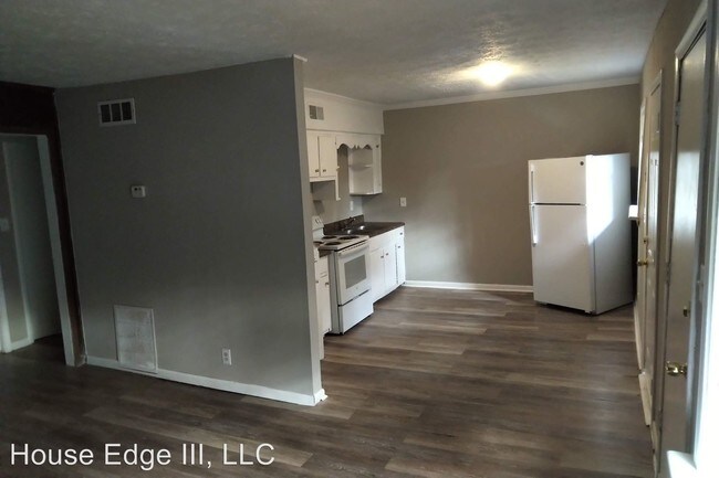 Foto del edificio - 3627 Forrest Park Rd SE