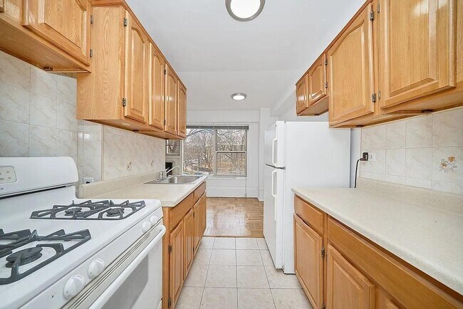 Foto del edificio - 115 Ashland Pl