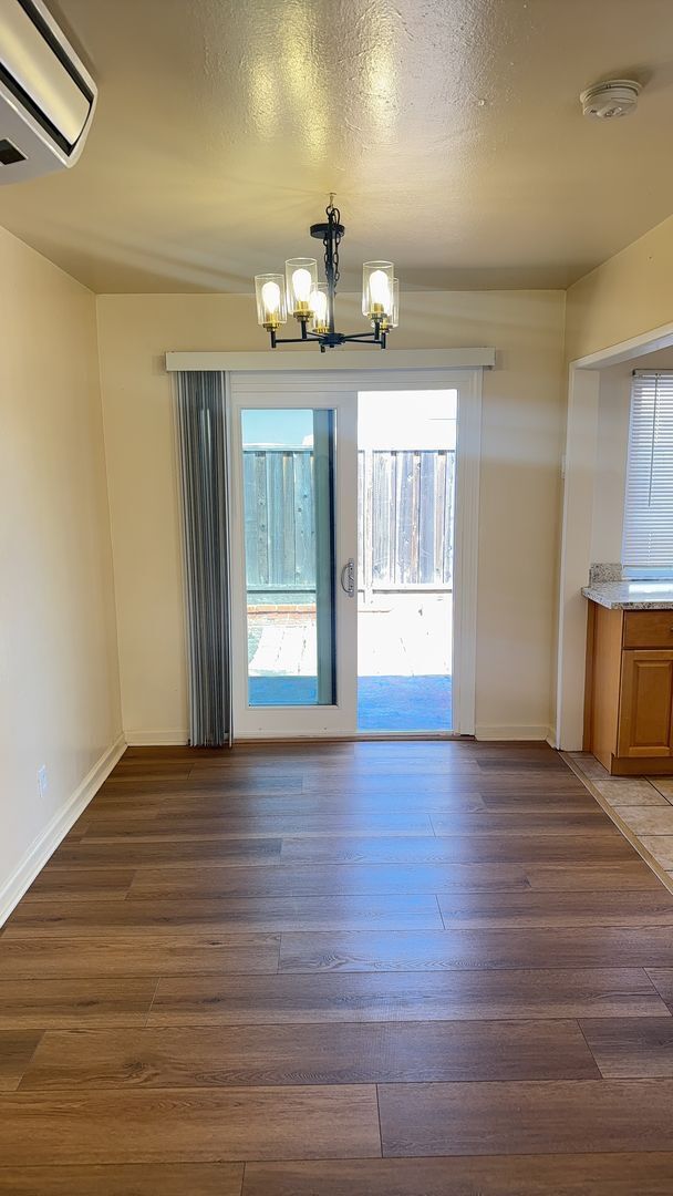 Foto del edificio - Charming 3-bedroom, 2-bathroom home