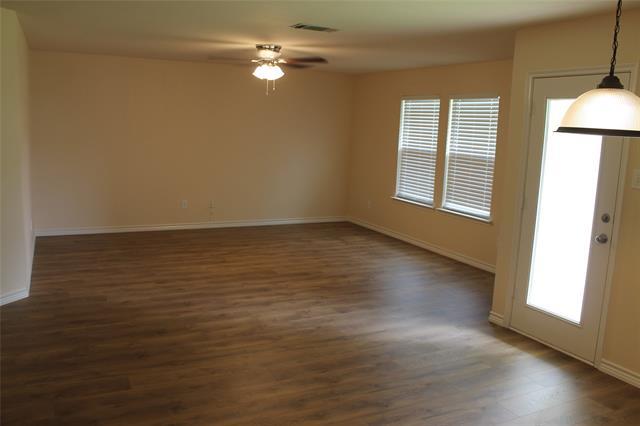 Building Photo - 2044 Lake Trail Dr