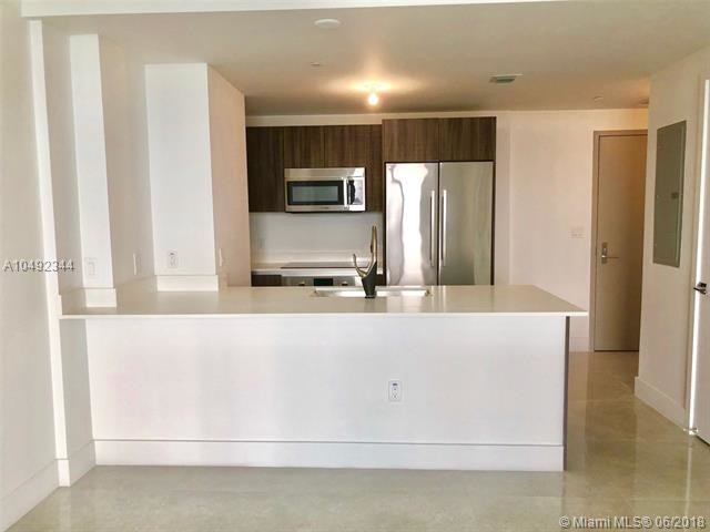 Foto del edificio - 488 NE 18th St