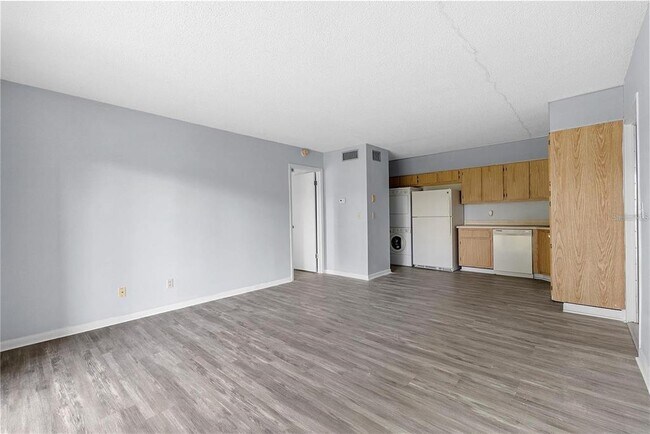 Foto del edificio - 8203 Sun Spring Cir