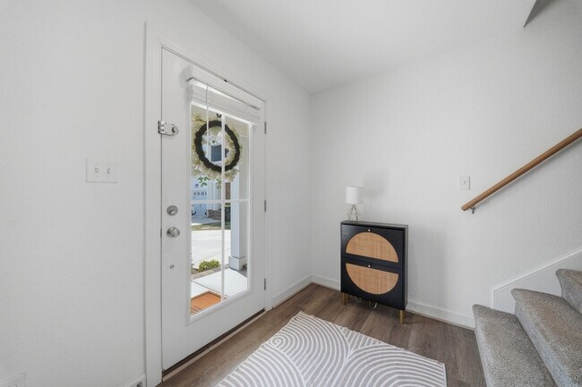 Foto del edificio - 4331 Pinter Ln