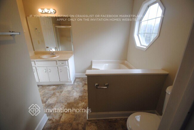 Building Photo - 505 Windward Way