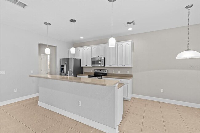 Foto del edificio - 8302 Riverdale Ln