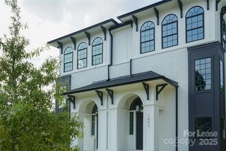 Building Photo - 1003 Parkwood Ave