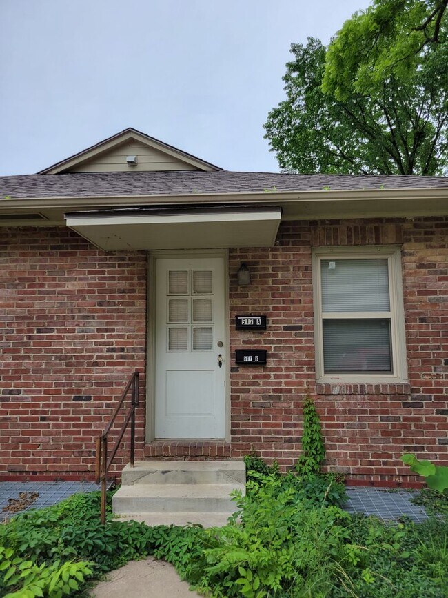 Building Photo - 515-517 W 14th