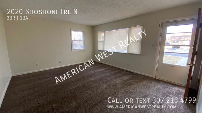 Building Photo - 2020 Shoshone Trail N