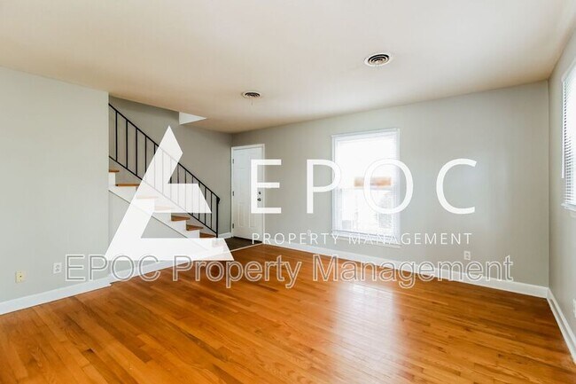 Building Photo - 1019 Cypress Dr