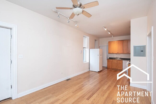 Foto del edificio - 1844 W 18th St
