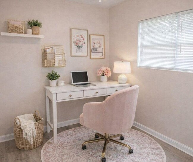 Building Photo - 1515 Peachtree St