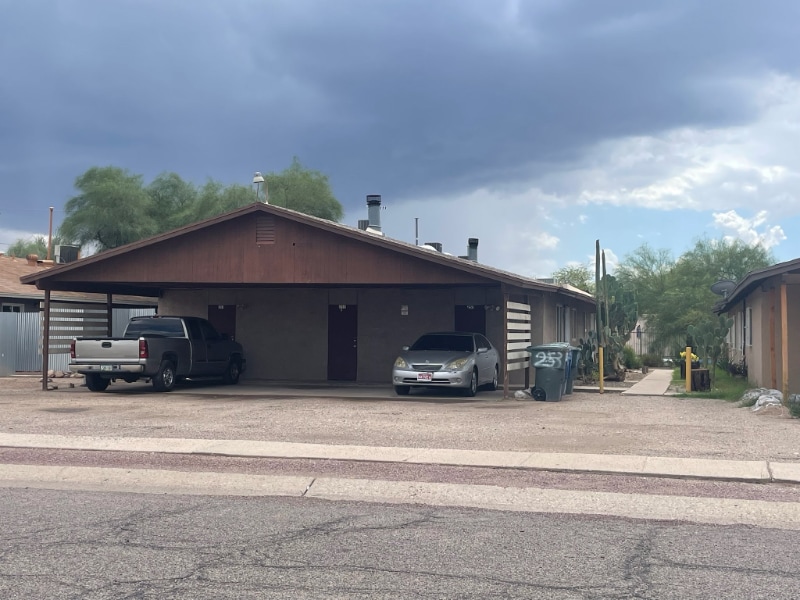 Photo - 255 W Lee St (Tucson, AZ)