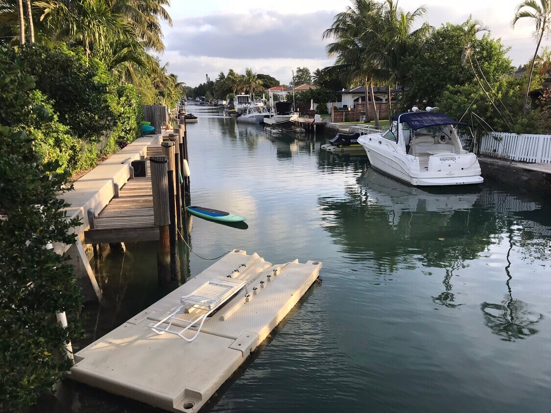 Foto principal - 1155 S Biscayne Point Rd