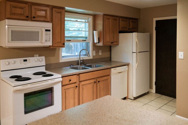 Foto del edificio - Must See Ranch Single Family Home