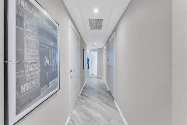 Foto del edificio - 801 S Miami Ave