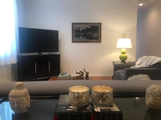 Foto del edificio - 351 PALISADE AVE