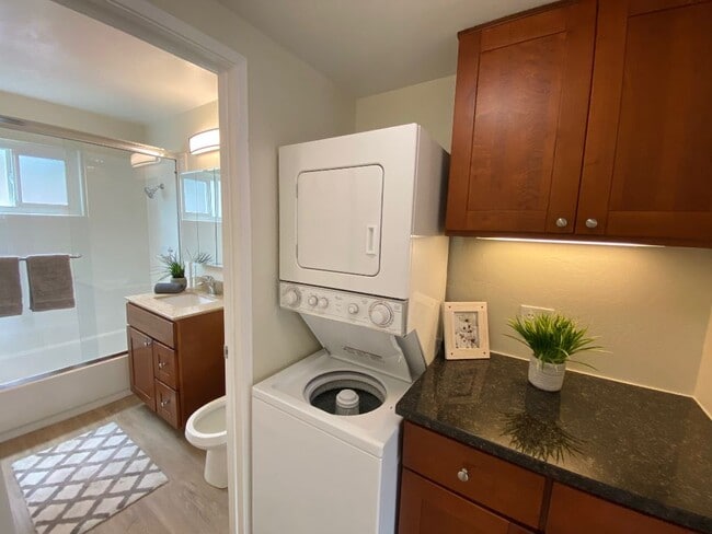 In -unit: Washer/Dryer - The Court Apartments