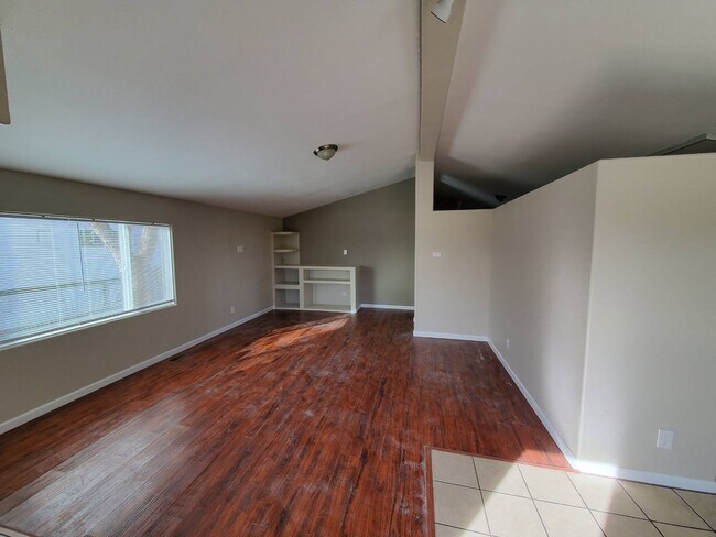 Foto del edificio - 2205 W 90th Ave