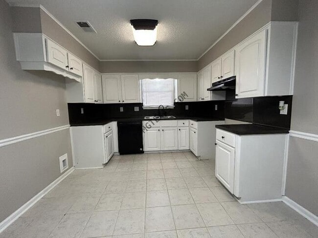 Foto del edificio - 9 Collins Ct