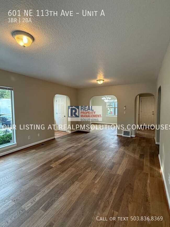 Building Photo - 601 NE 113th Ave