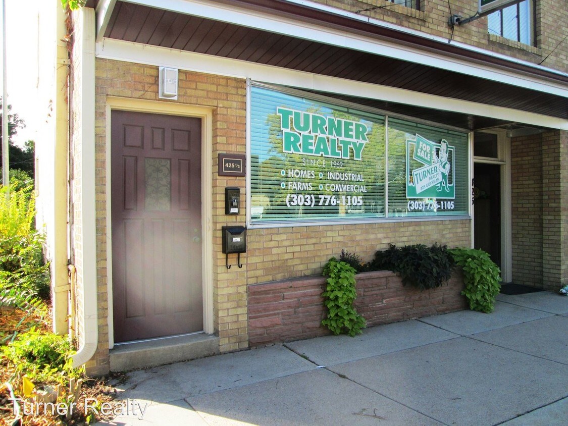 Primary Photo - 425 Coffman St