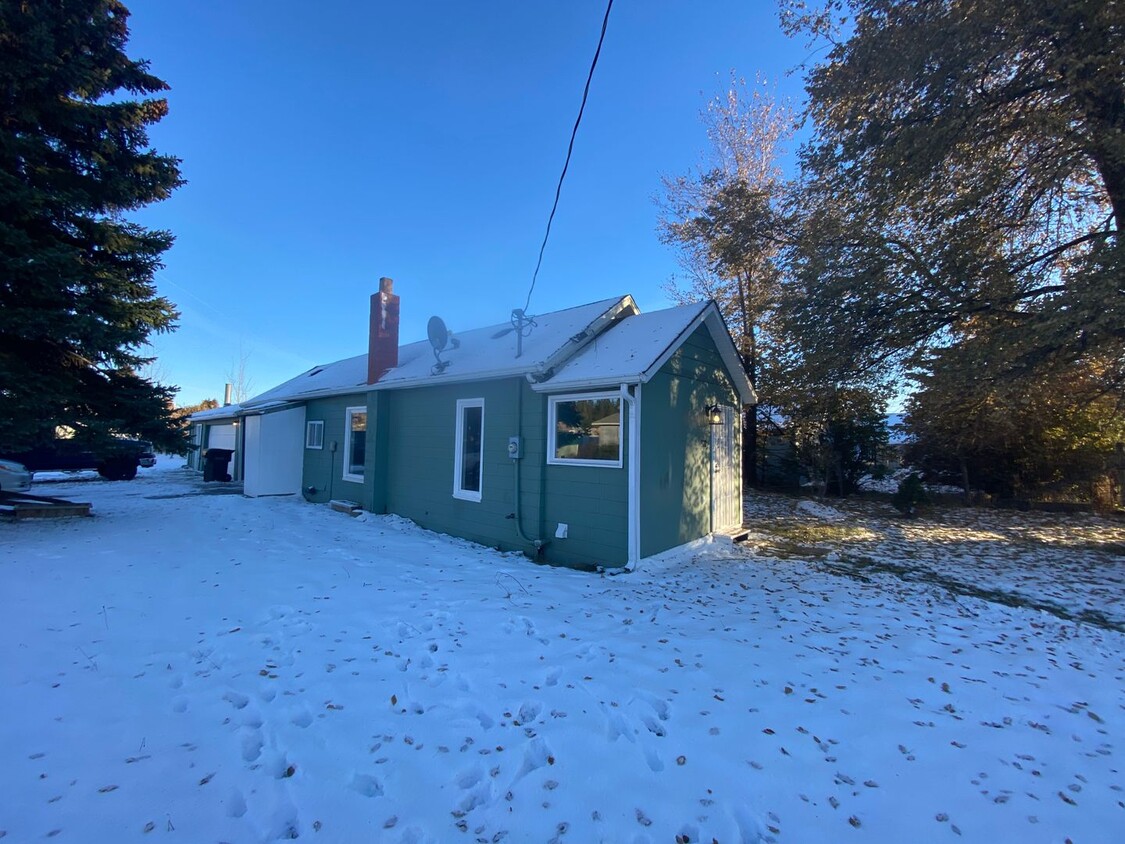 Foto principal - Charming 2 bed 1 bath home in Winchester, ID