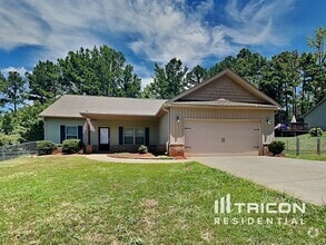 Building Photo - 2317 Silver Maple Cir