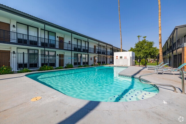 Pool - Northern Edge