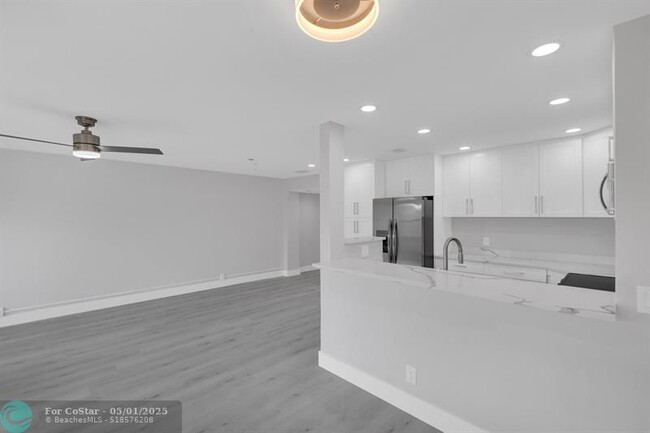 Foto del edificio - 12600 SW 5th Ct